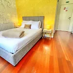 Sao Domingos Room II